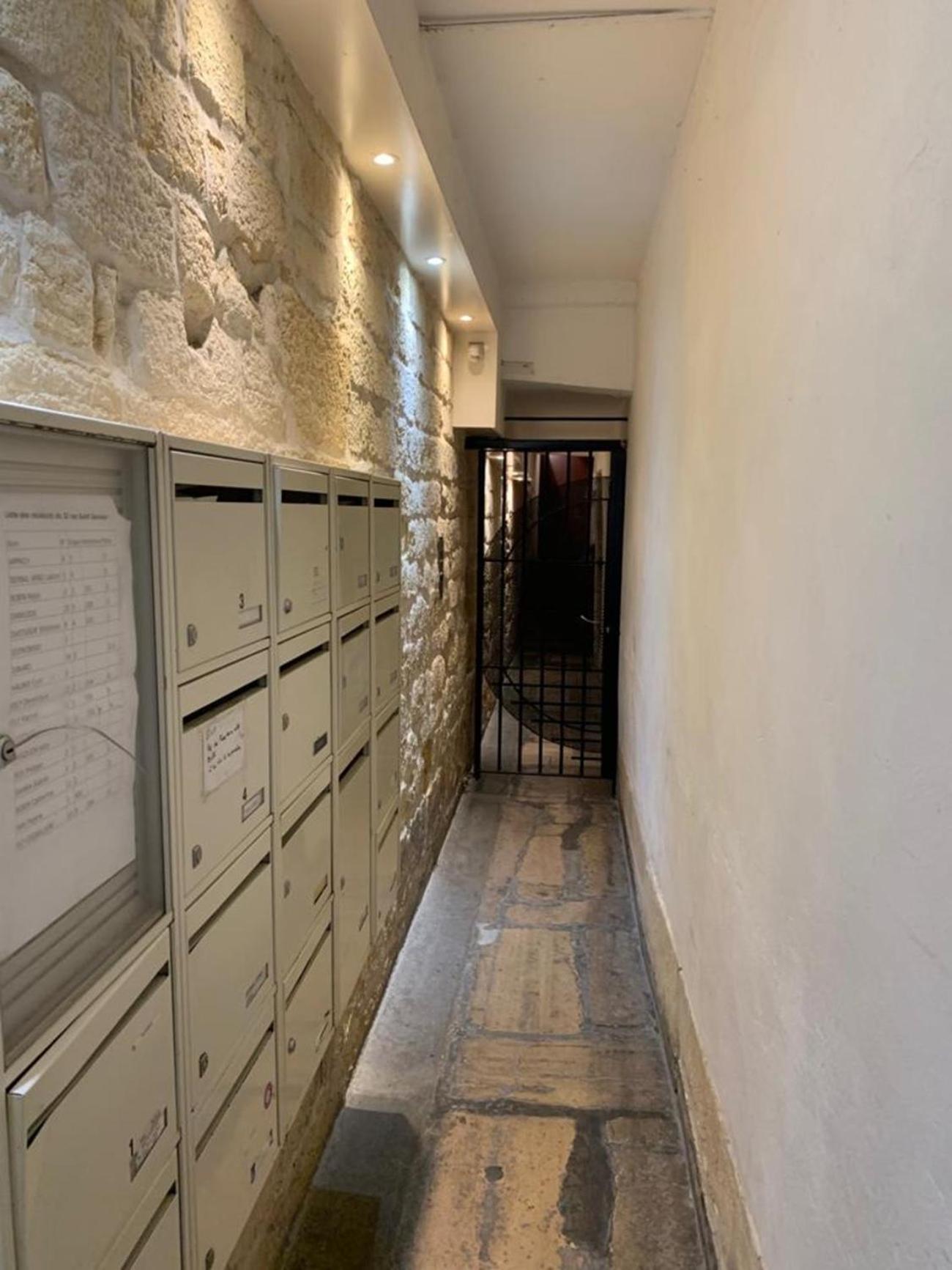 15 Atelier Montorgueil Super Héros * Parigi