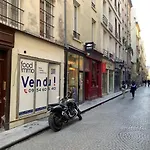 15 - Coco Chanel Montorgueil